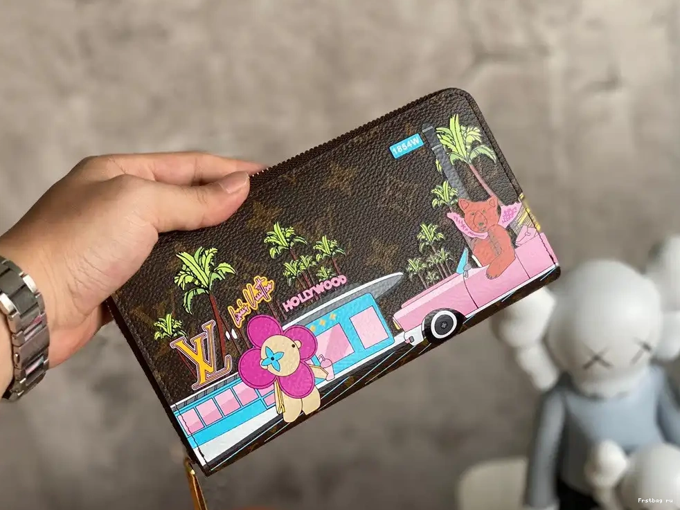 First bag ru WALLET LOUIS VUITTON ZIPPY 0515